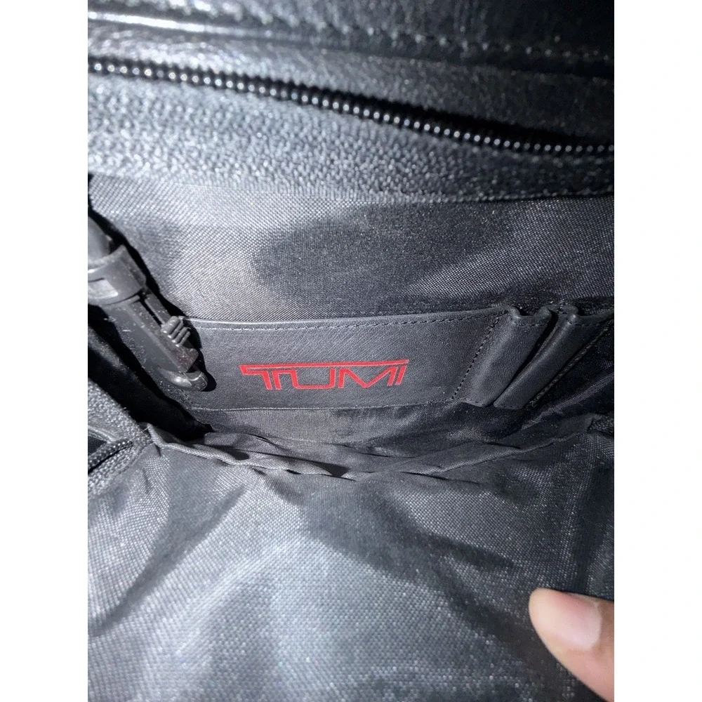Tumi Black Napa Leather Business/tablet bag crossbody shoulder  M
